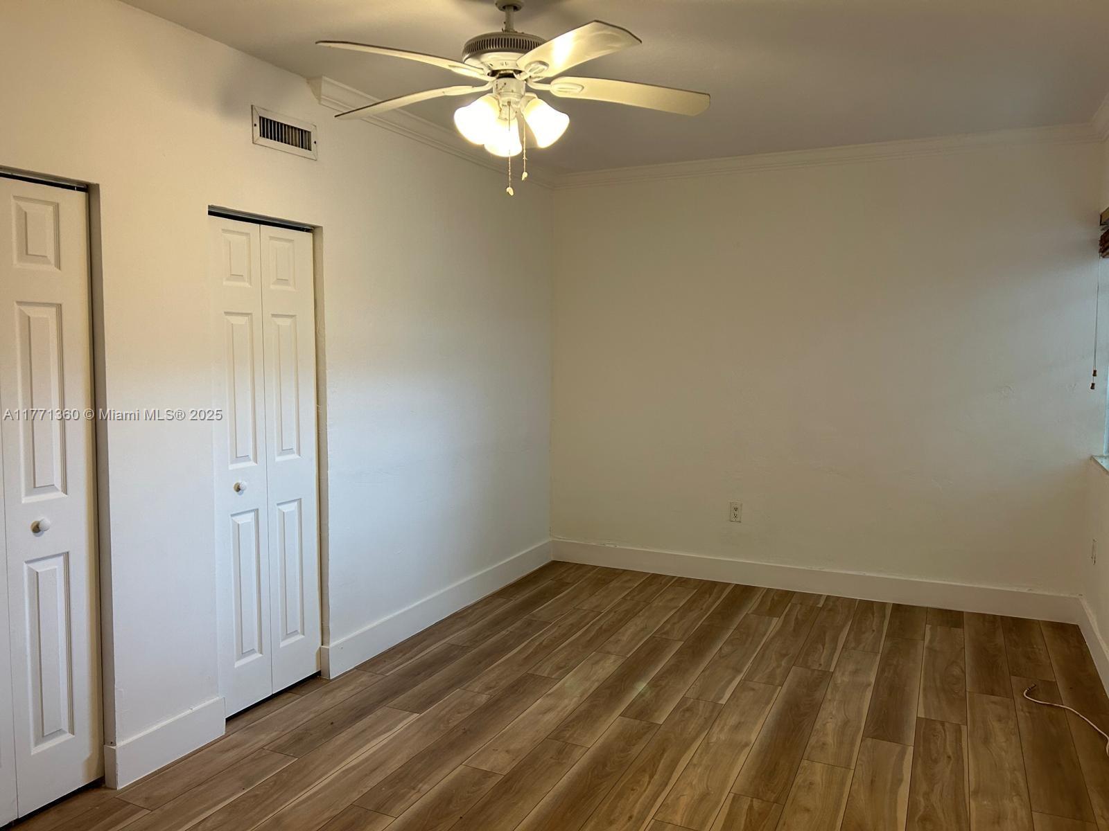 LINCOLN ROAD VILLAS CONDO - Residential