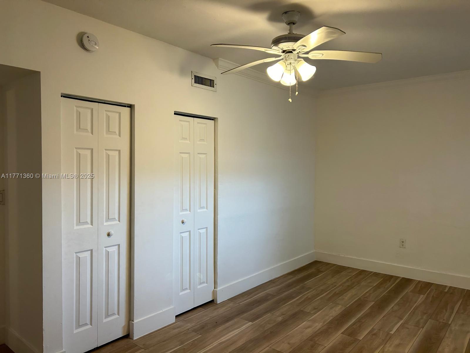 LINCOLN ROAD VILLAS CONDO - Residential