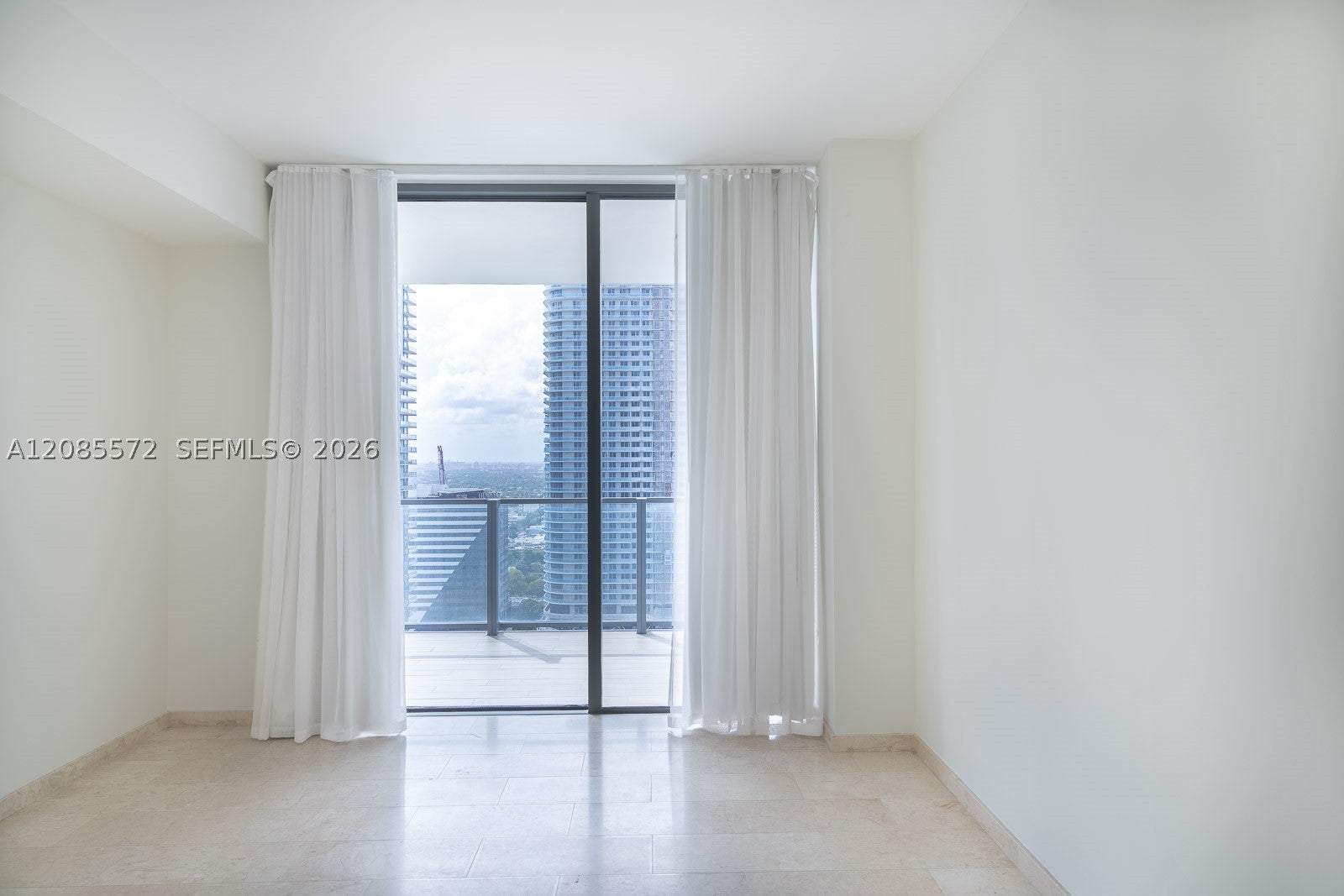68 SE 6th St 2404