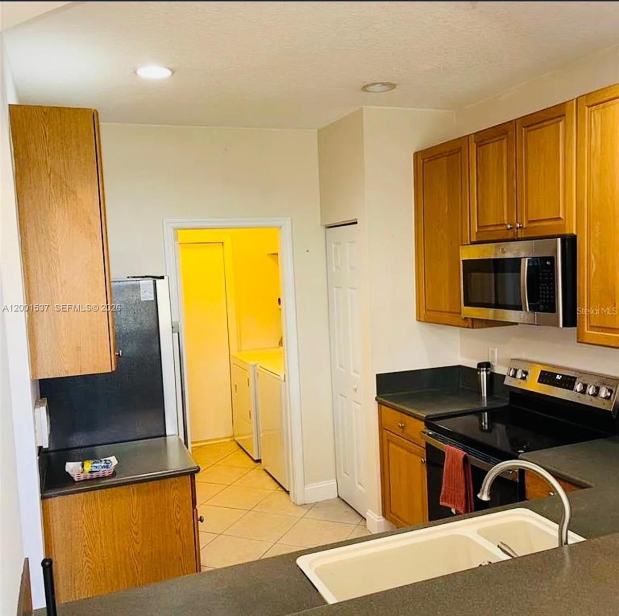 COCONUT KEY - Residential Lease