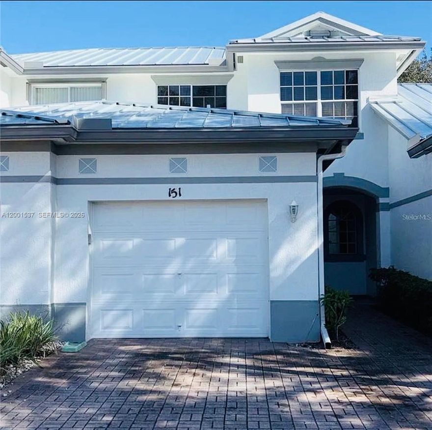 Beautiful and well maintained townhouse located in the desirable Coconut Key community in Delray Beach. This spacious home features 2 bedrooms and 2.5 bathrooms with approximately 1,222 sq ft of living space. Built in 2002, the property offers a functional layout, bright living areas, and a comfortable atmosphere perfect for everyday living.
The home includes a private garage, additional parking, and access to community amenities.
Conveniently located near major highways, shopping centers, dining, and top rated schools.
Available for annual lease. Easy to show!