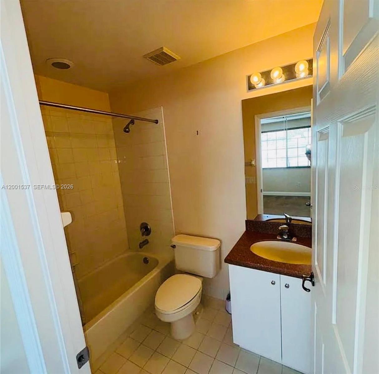 COCONUT KEY - Residential Lease