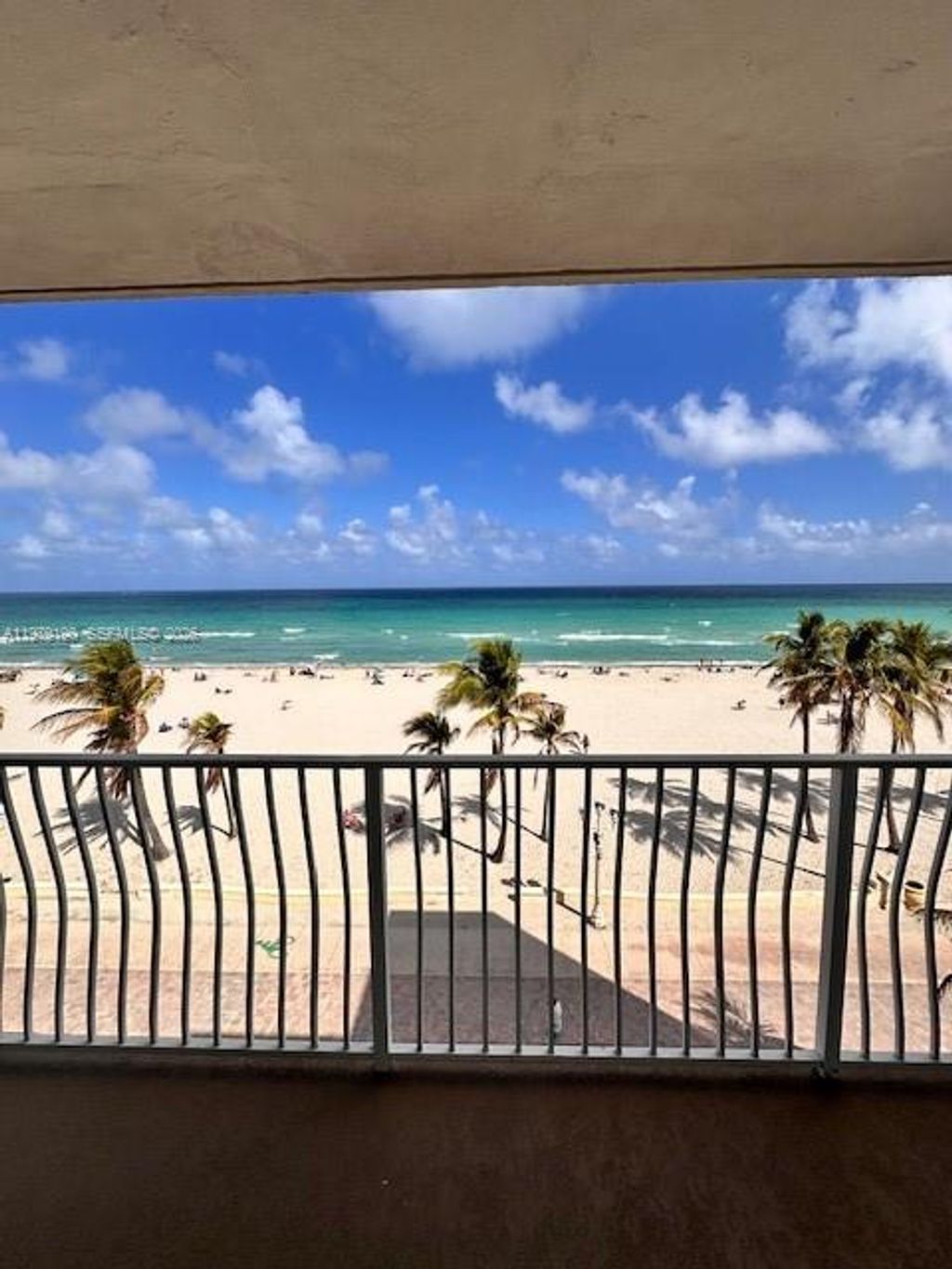 Photo of 300 Oregon St #403, Hollywood, FL 33019 (MLS # A11979190)