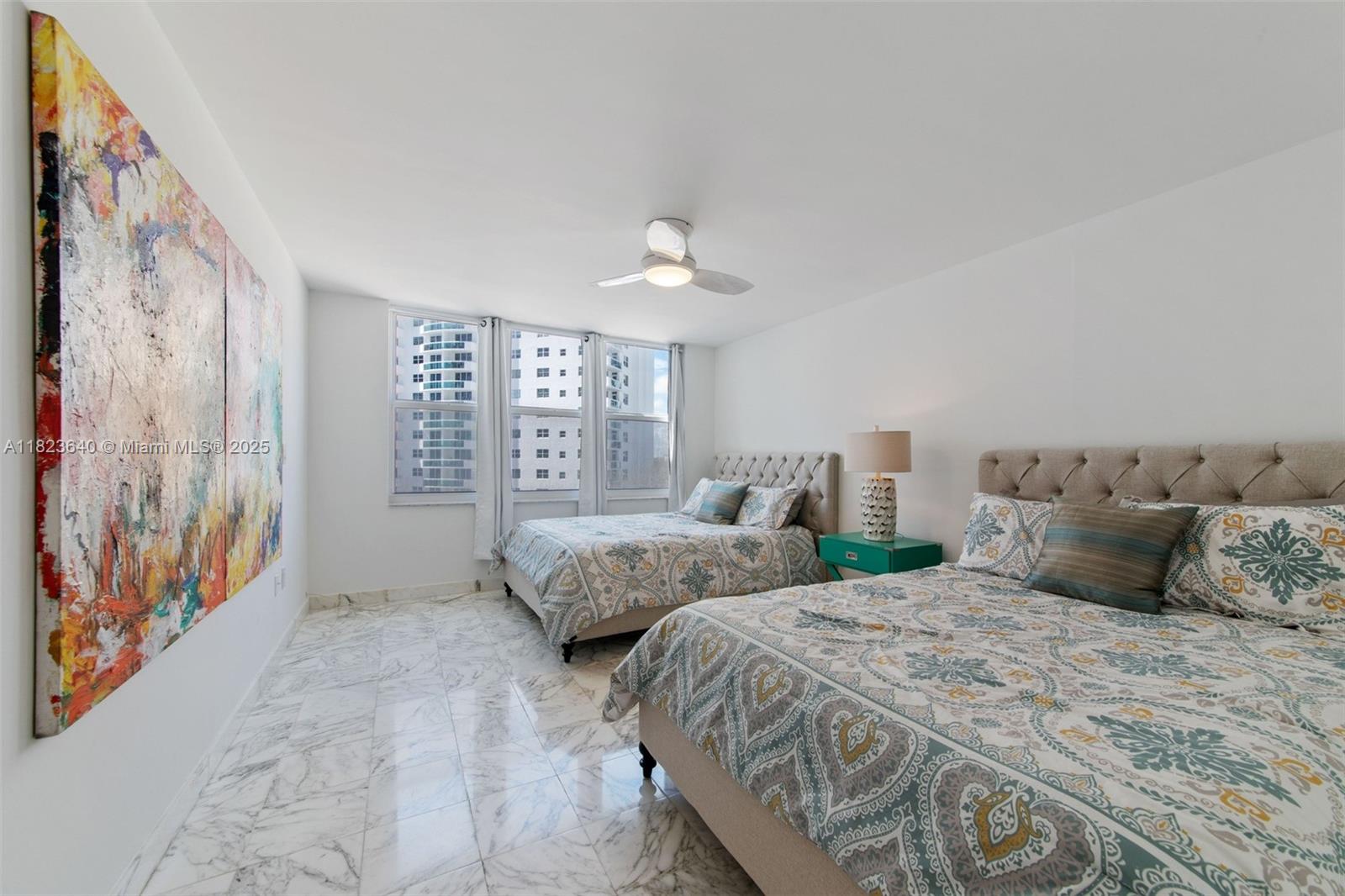 AQUARIUS CONDO - Residential