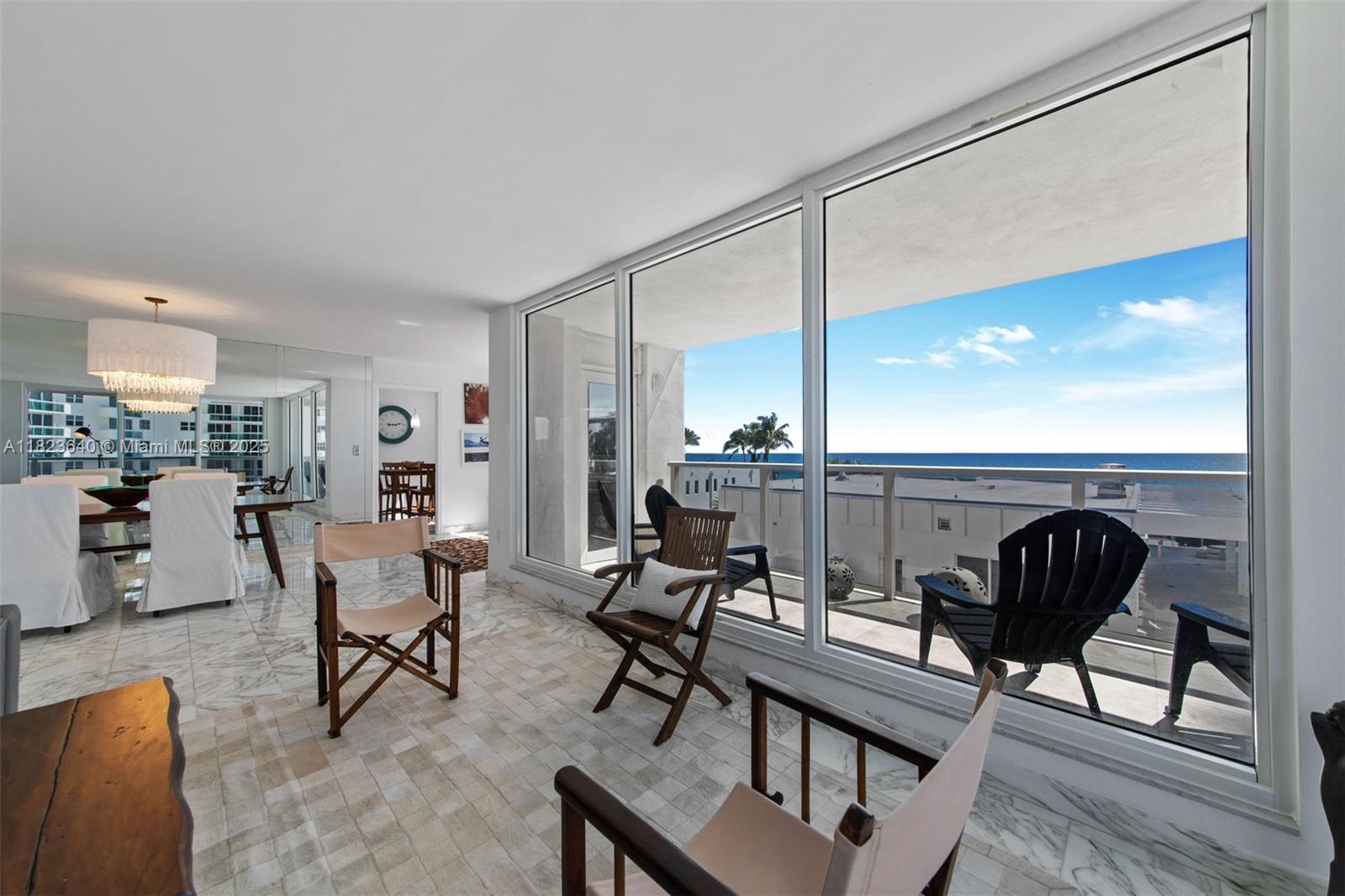 AQUARIUS CONDO - Residential