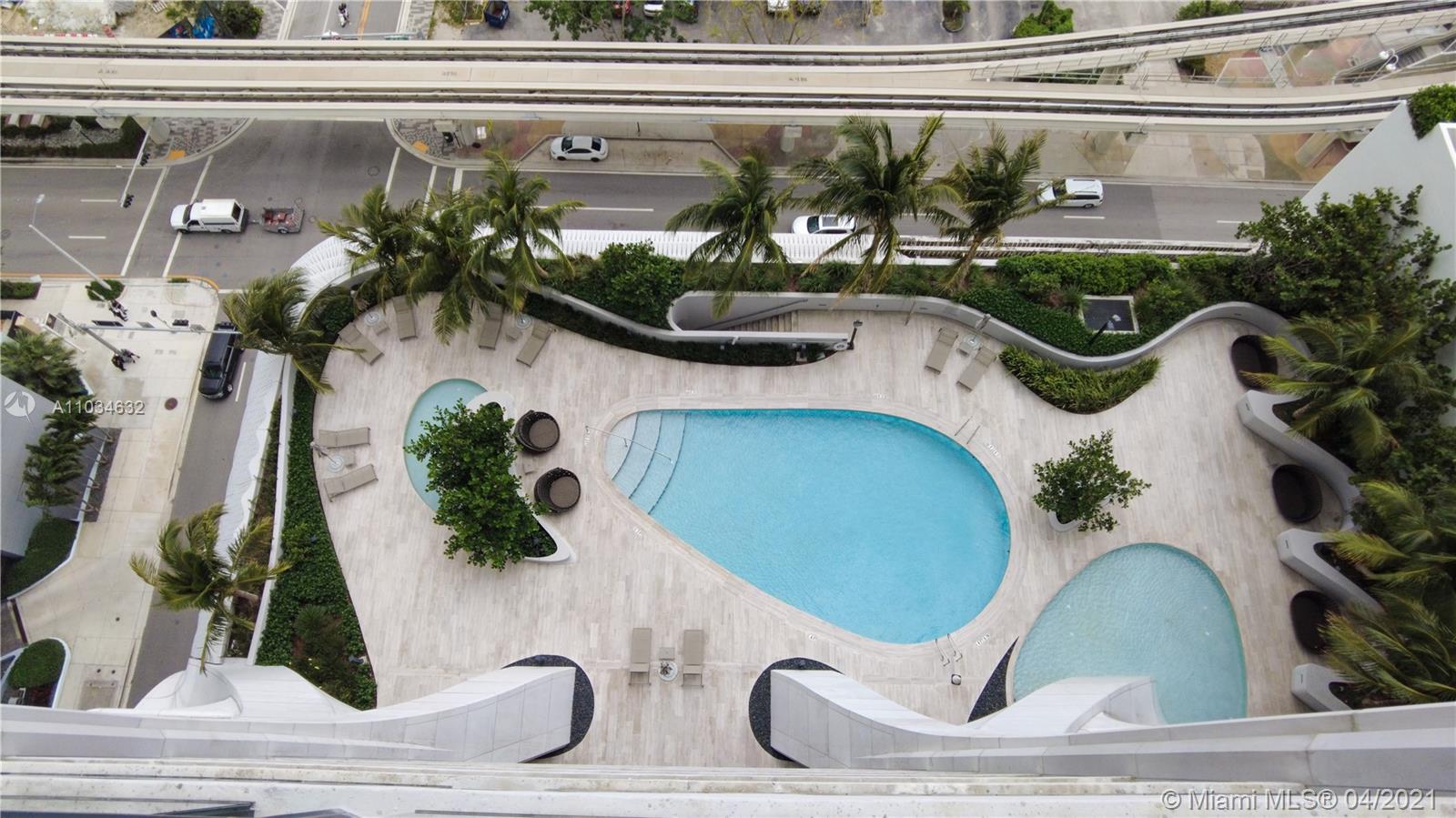 ONE THOUSAND MUSEUM CONDO - Residential