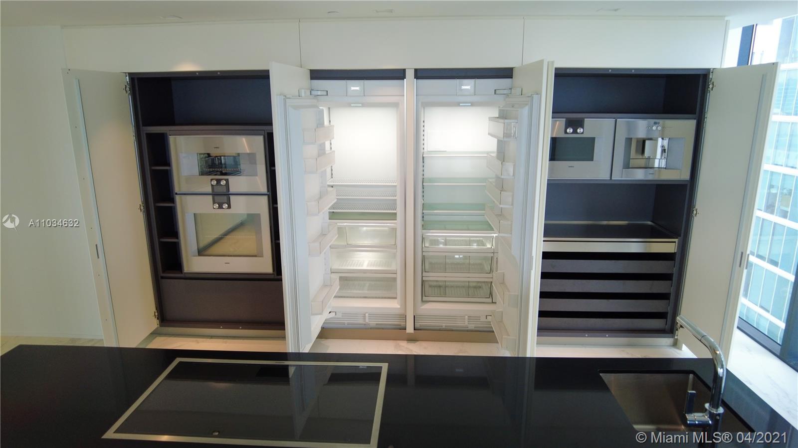 ONE THOUSAND MUSEUM CONDO - Residential