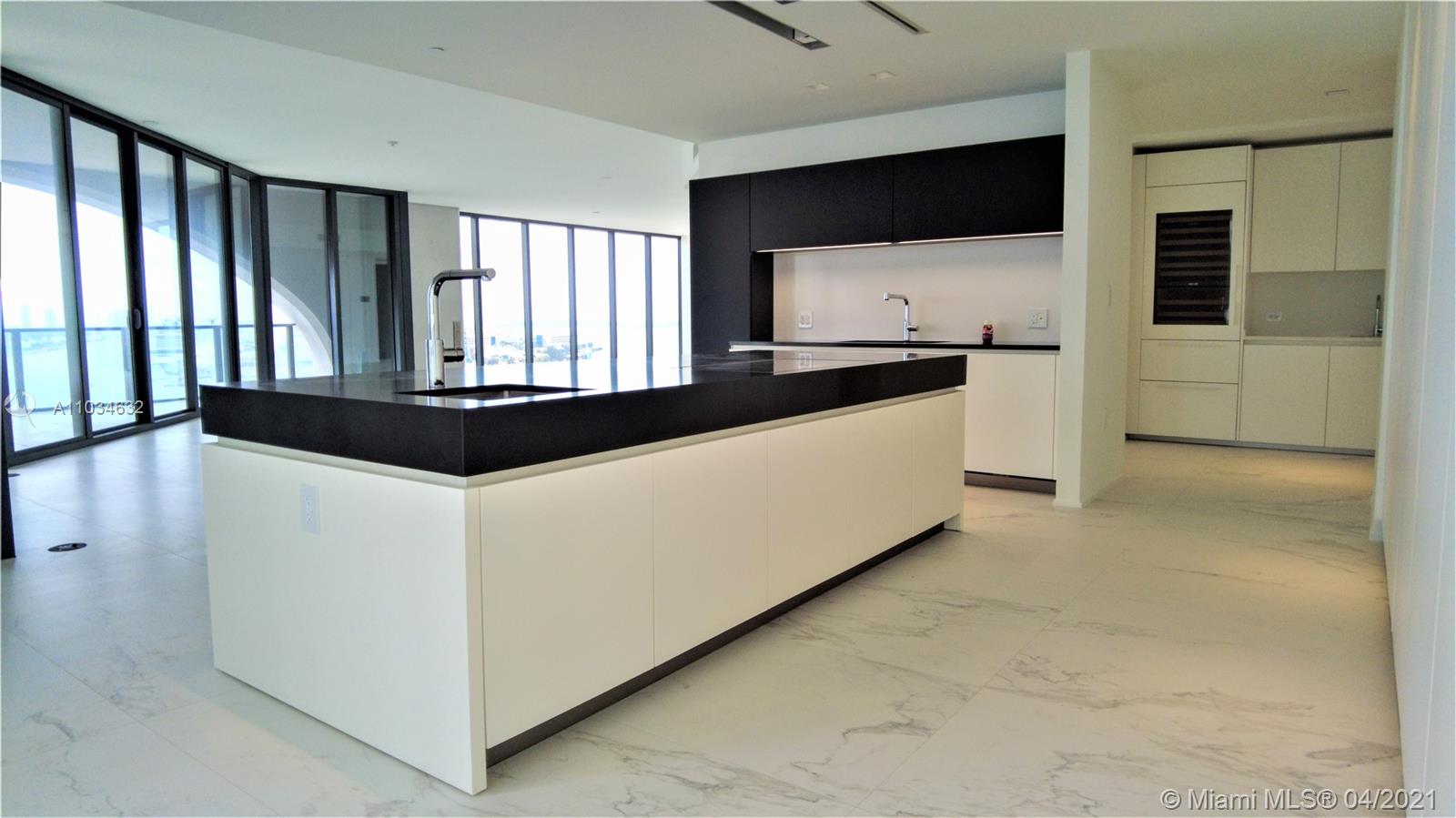 ONE THOUSAND MUSEUM CONDO - Residential