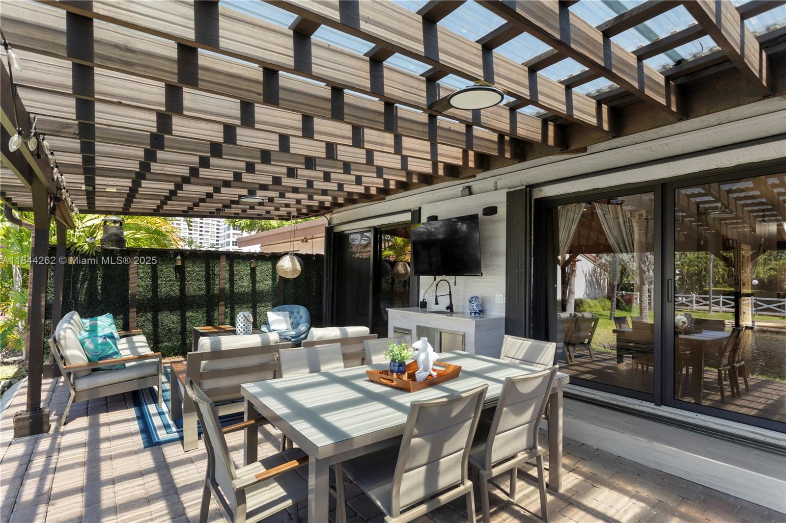 HARBOURWOOD SKETCH OF SUR - Residential Lease