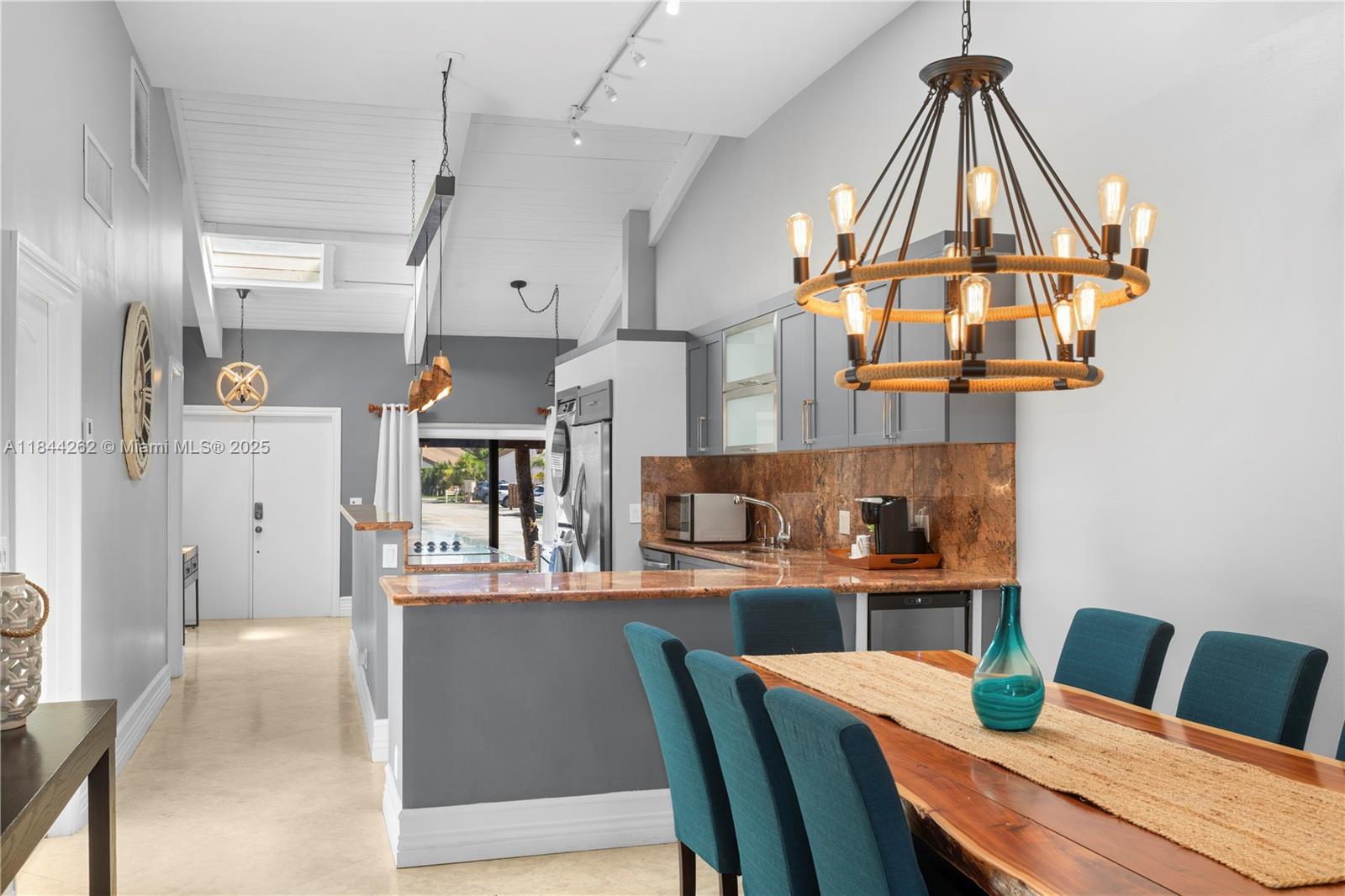 HARBOURWOOD SKETCH OF SUR - Residential Lease