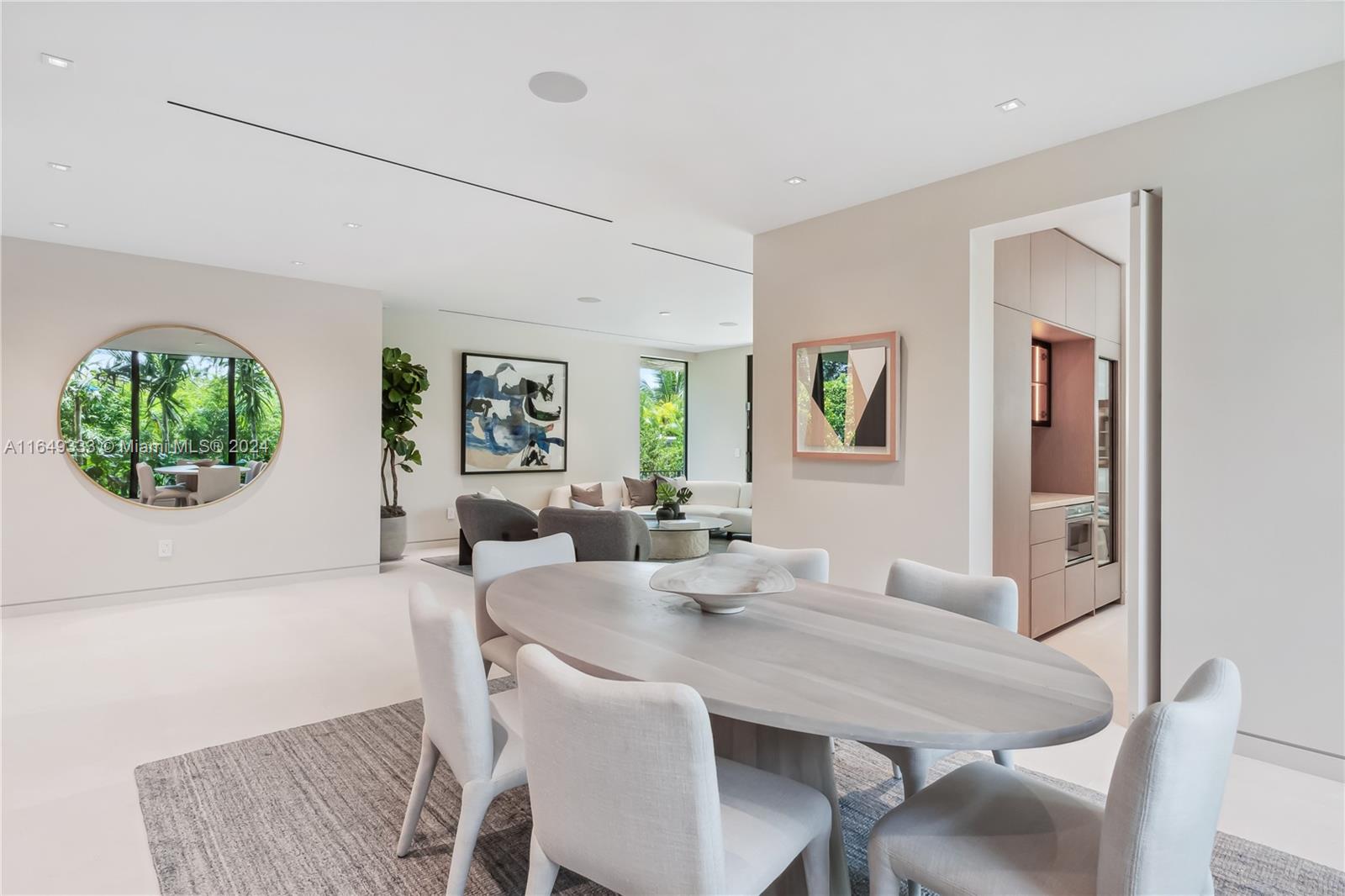 SAN MARINO ISLAND - Residential