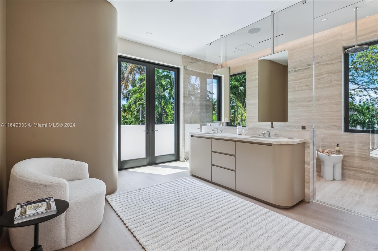 SAN MARINO ISLAND - Residential