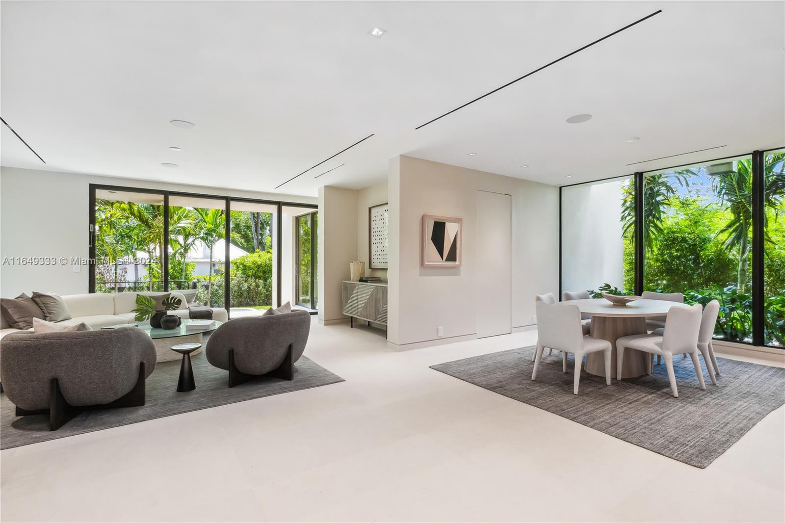 SAN MARINO ISLAND - Residential