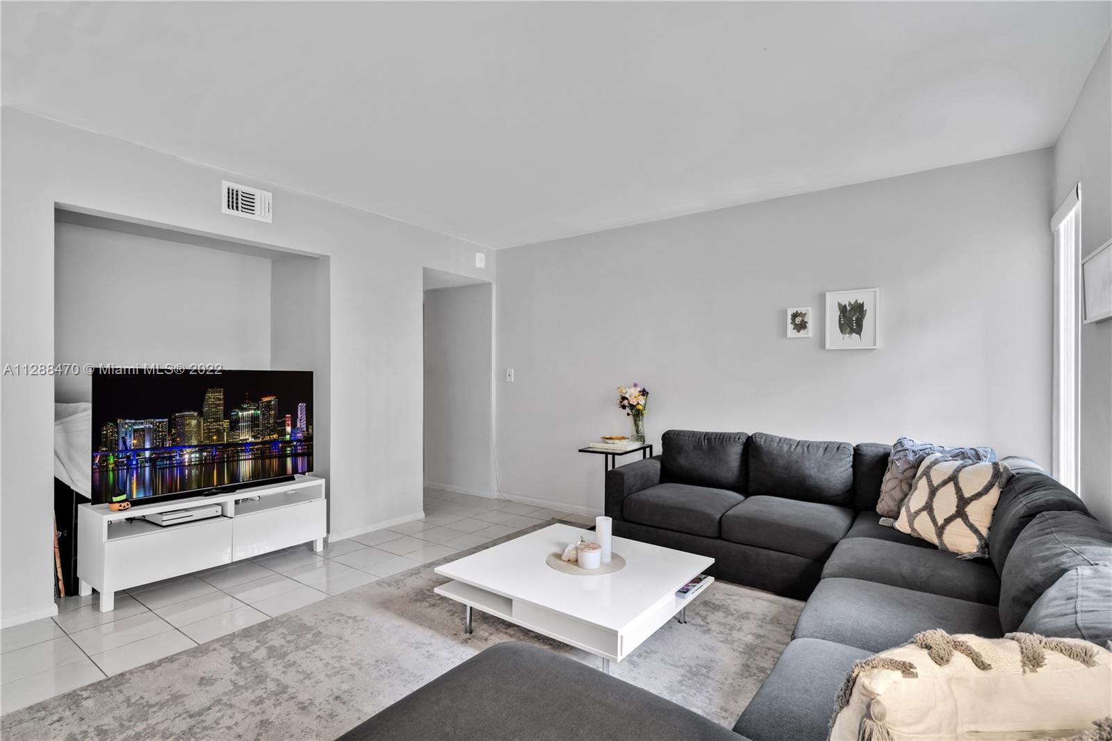 PLANTATION PINES CONDO - Residential