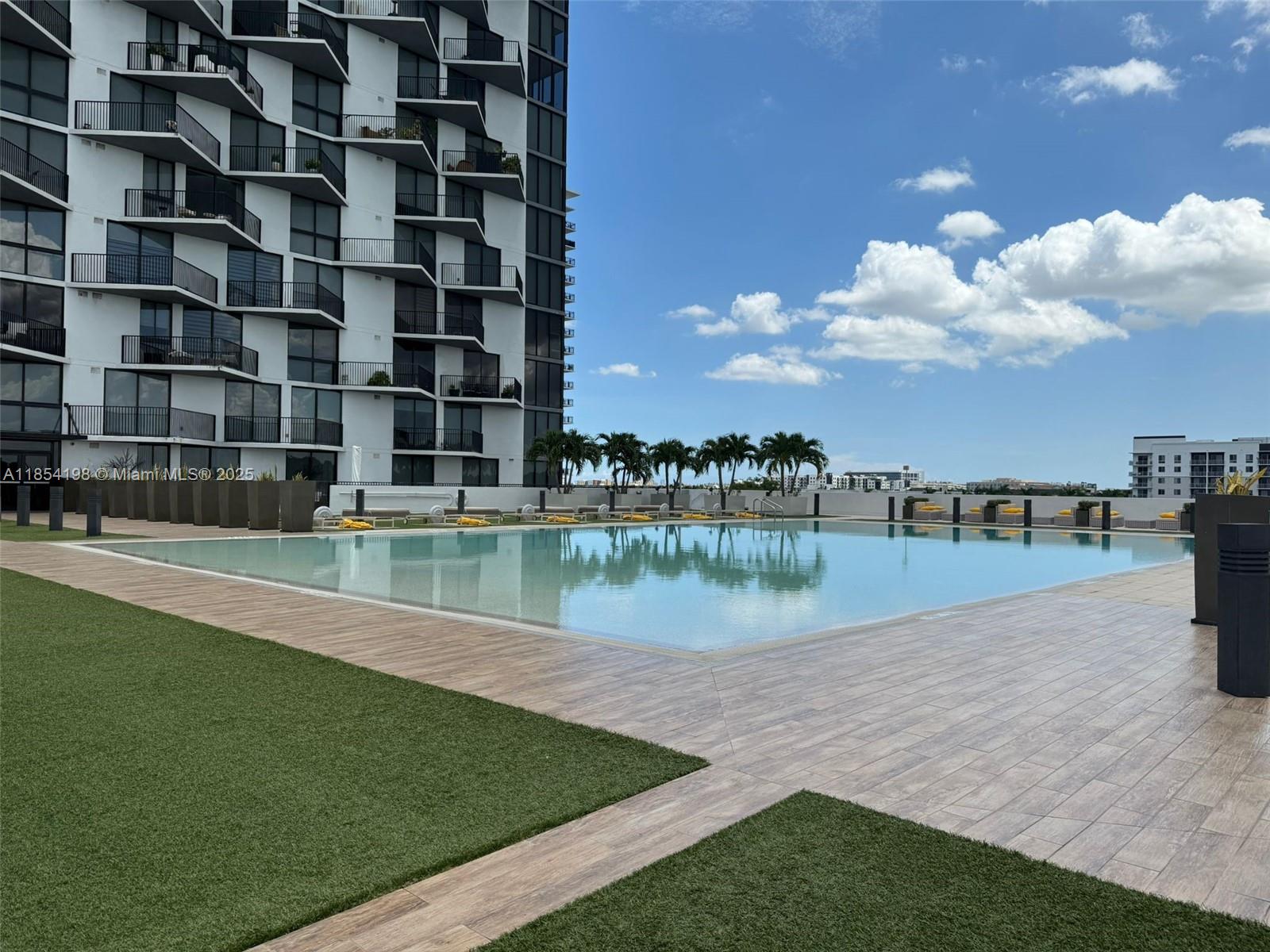 5252 PASEO CONDO - Residential