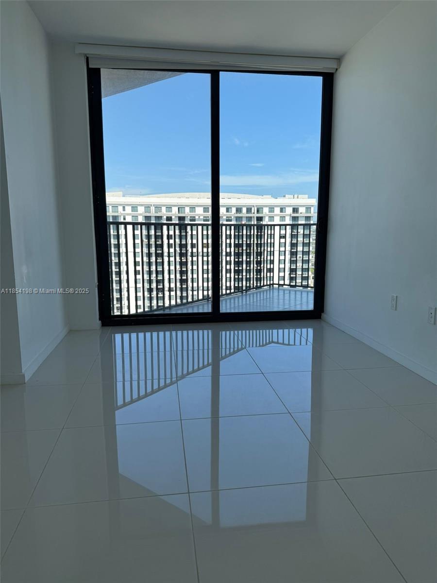 5252 PASEO CONDO - Residential