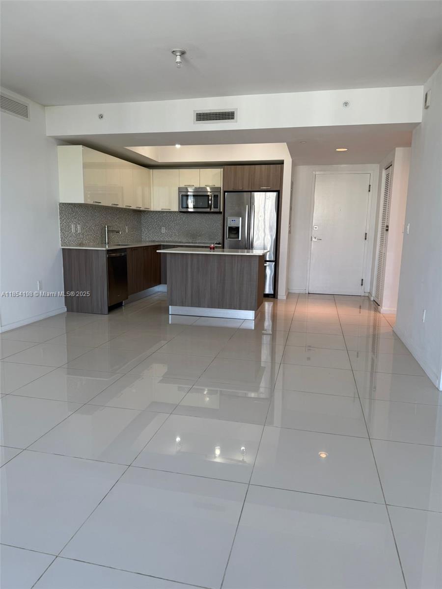 5252 PASEO CONDO - Residential