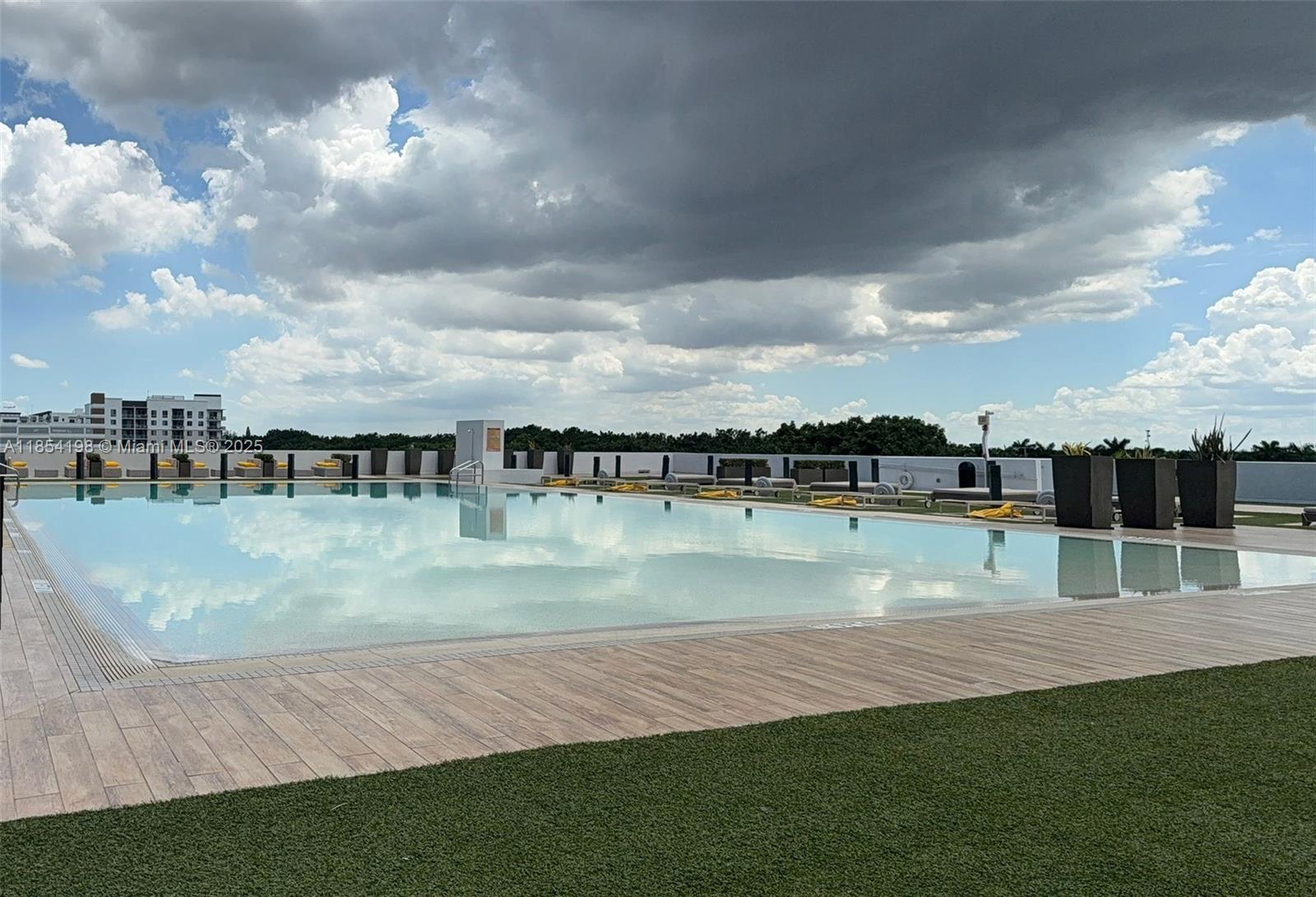 5252 PASEO CONDO - Residential