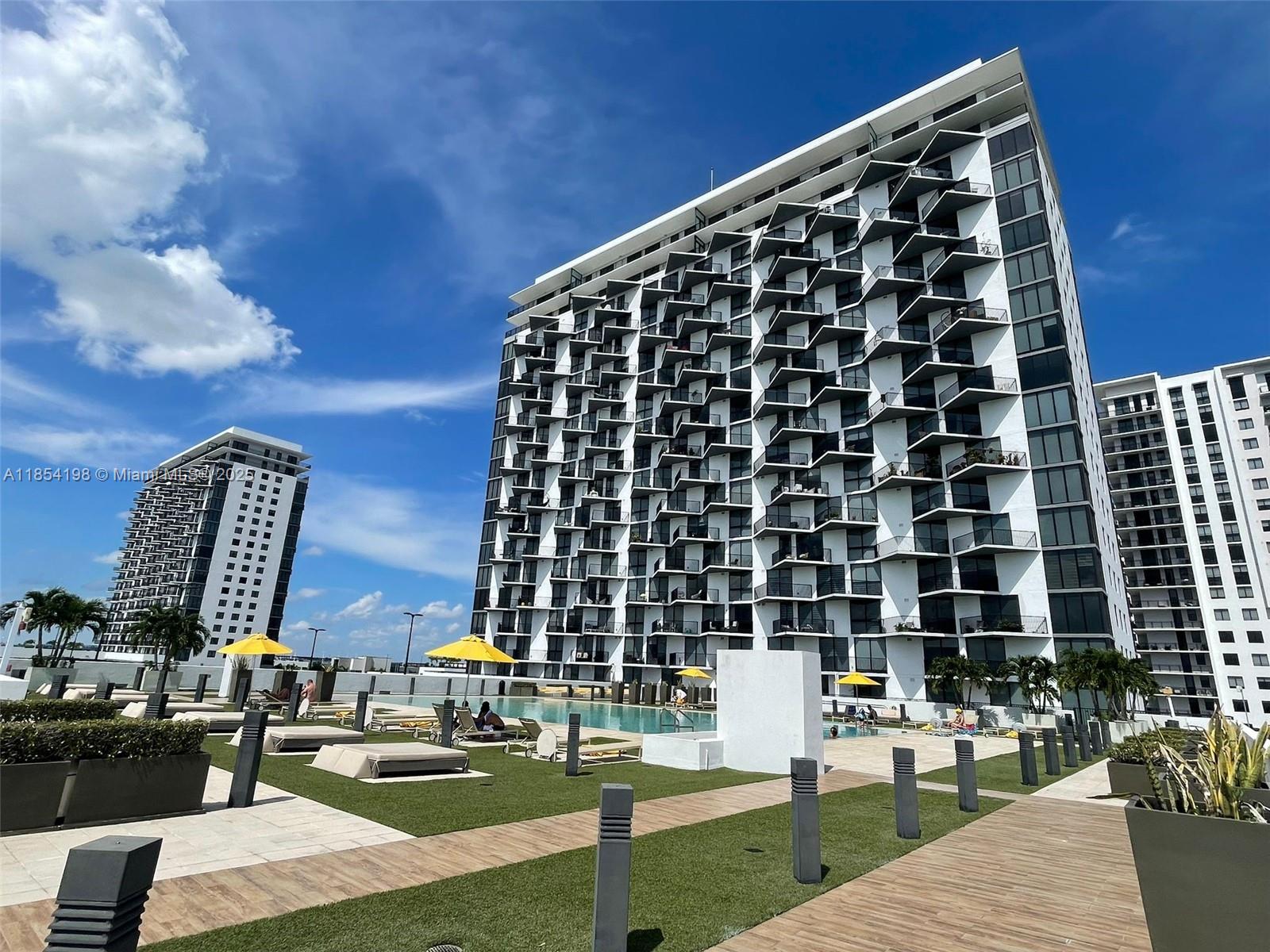 5252 PASEO CONDO - Residential