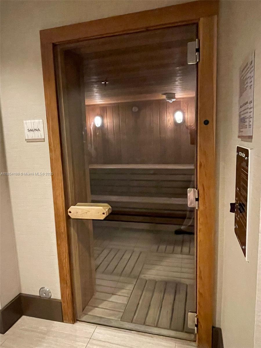 5252 PASEO CONDO - Residential