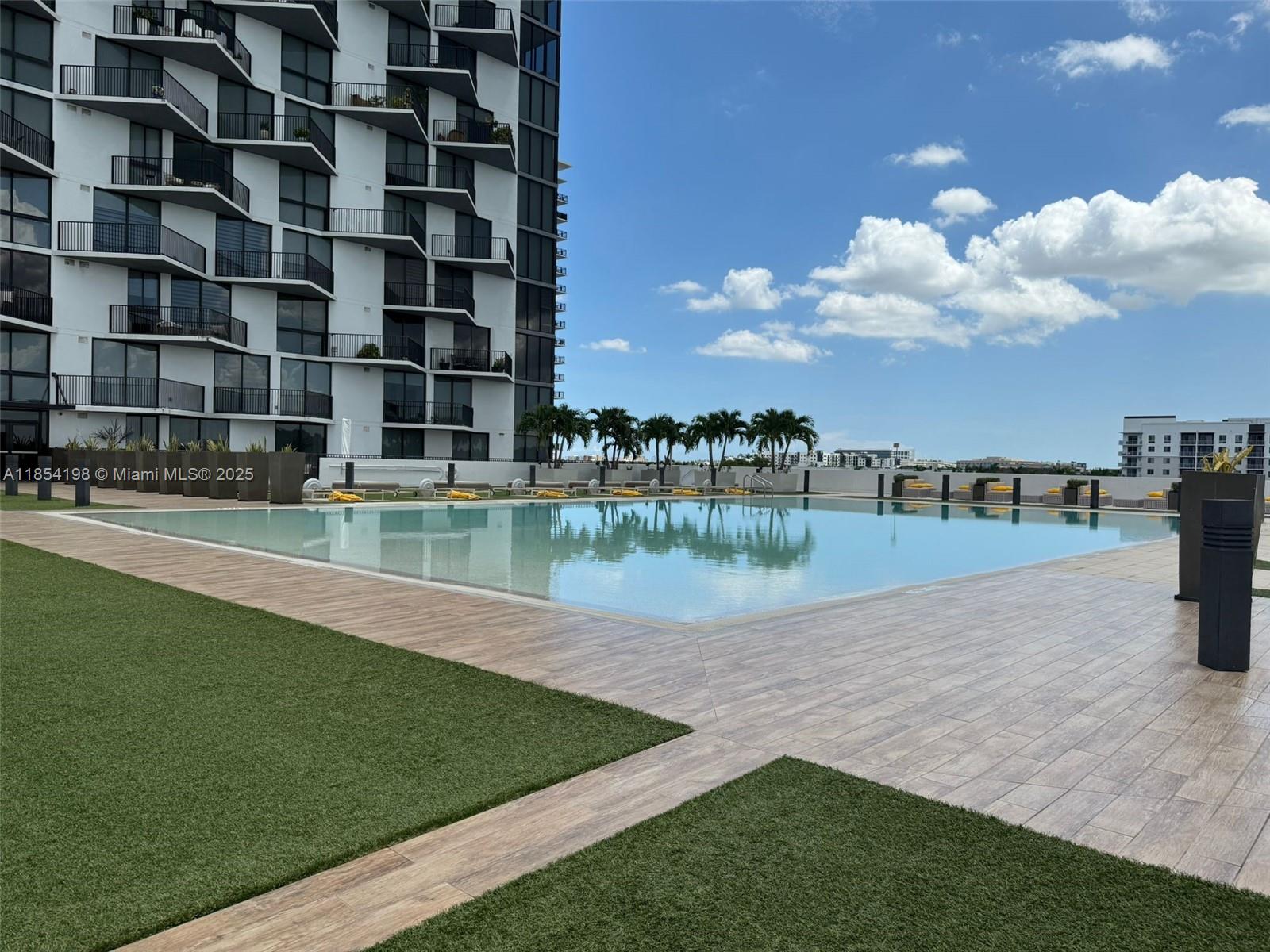 5252 PASEO CONDO - Residential