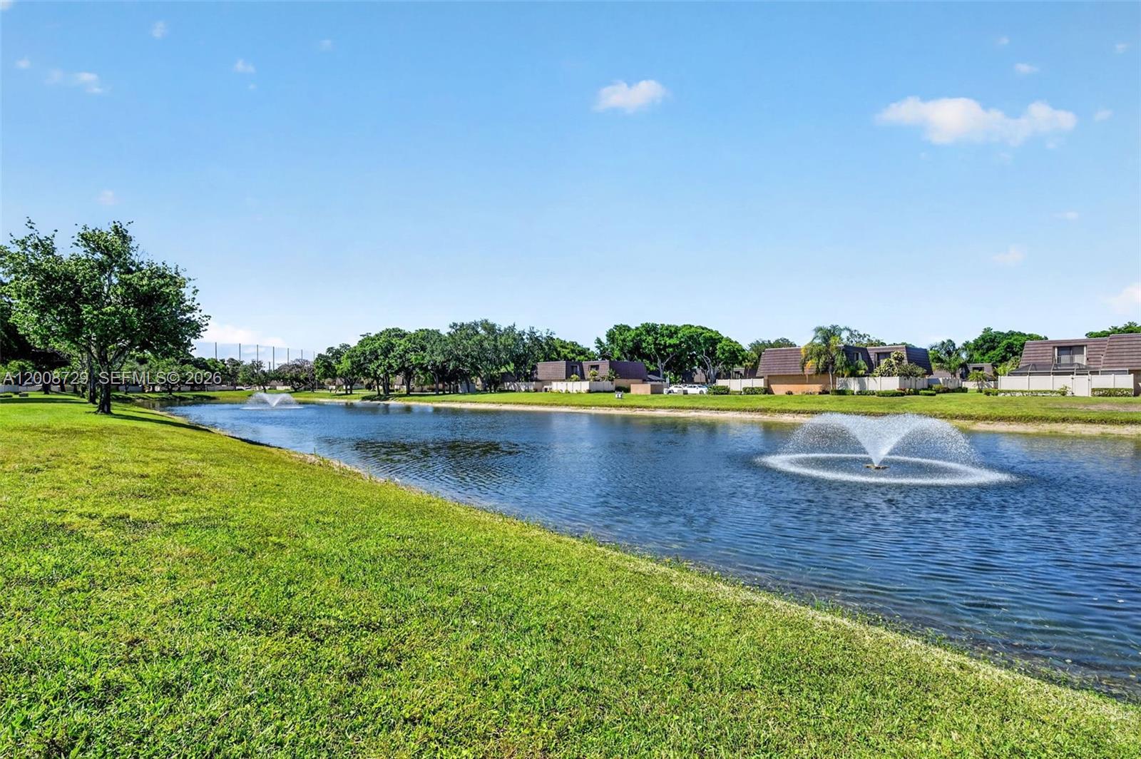 HERITAGE VILLAGE OF P B L - Residential