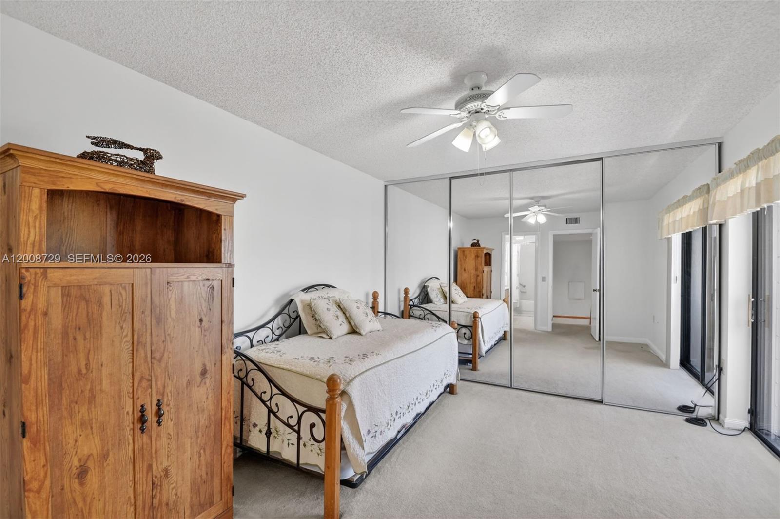 HERITAGE VILLAGE OF P B L - Residential