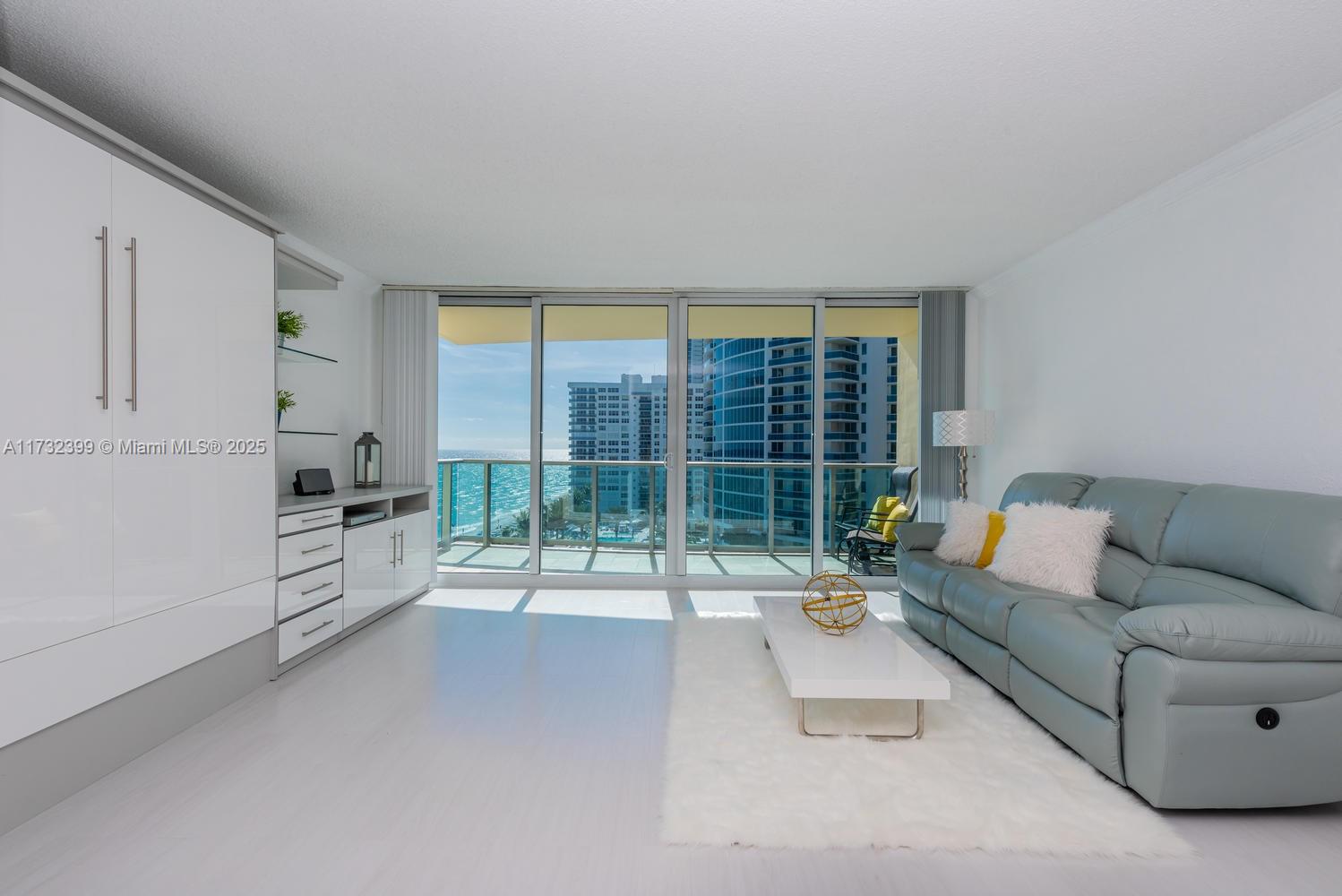 WAVE CONDO - Residential Lease