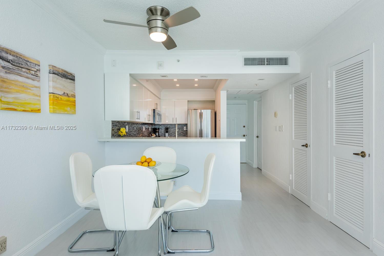WAVE CONDO - Residential Lease