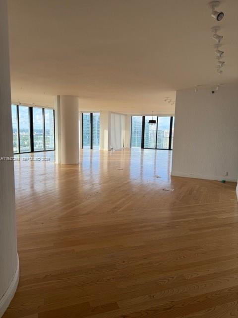 TURNBERRY ISLE CONDO - Residential