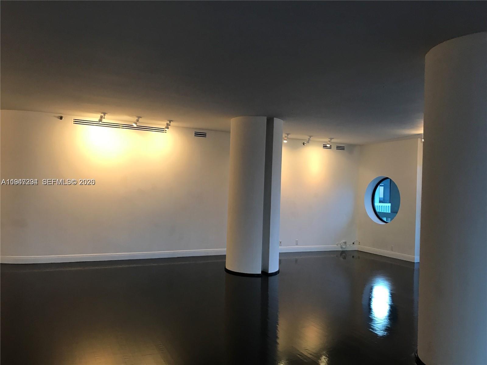 TURNBERRY ISLE CONDO - Residential