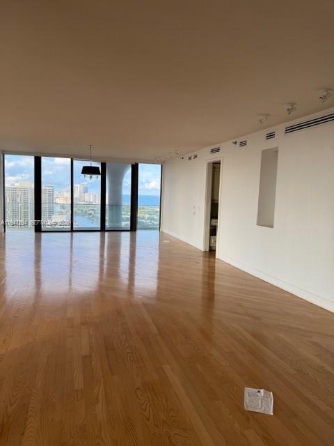 TURNBERRY ISLE CONDO - Residential