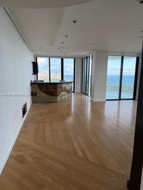 TURNBERRY ISLE CONDO - Residential