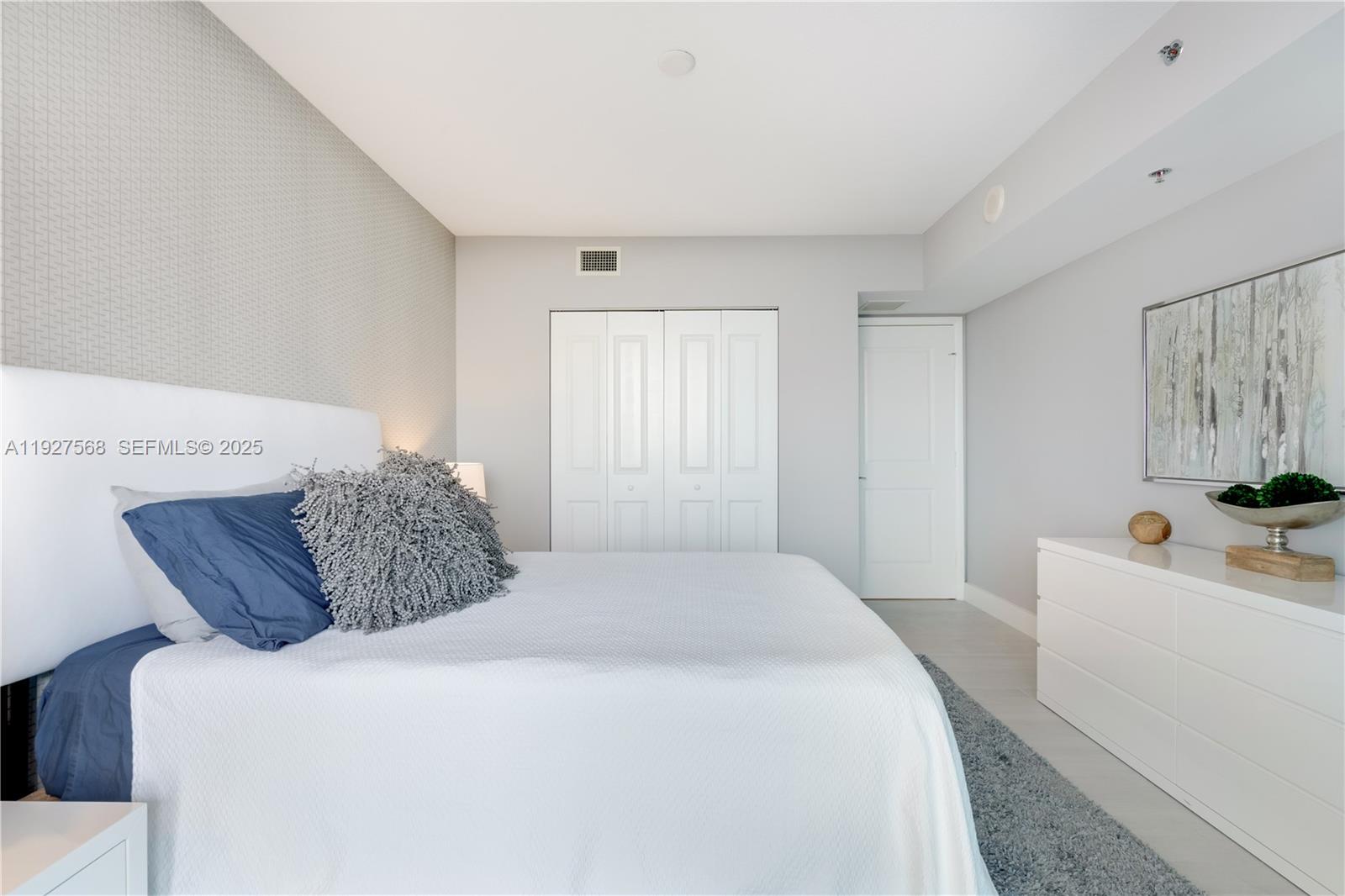 TAO SAWGRASS CONDOMINIUM - Residential