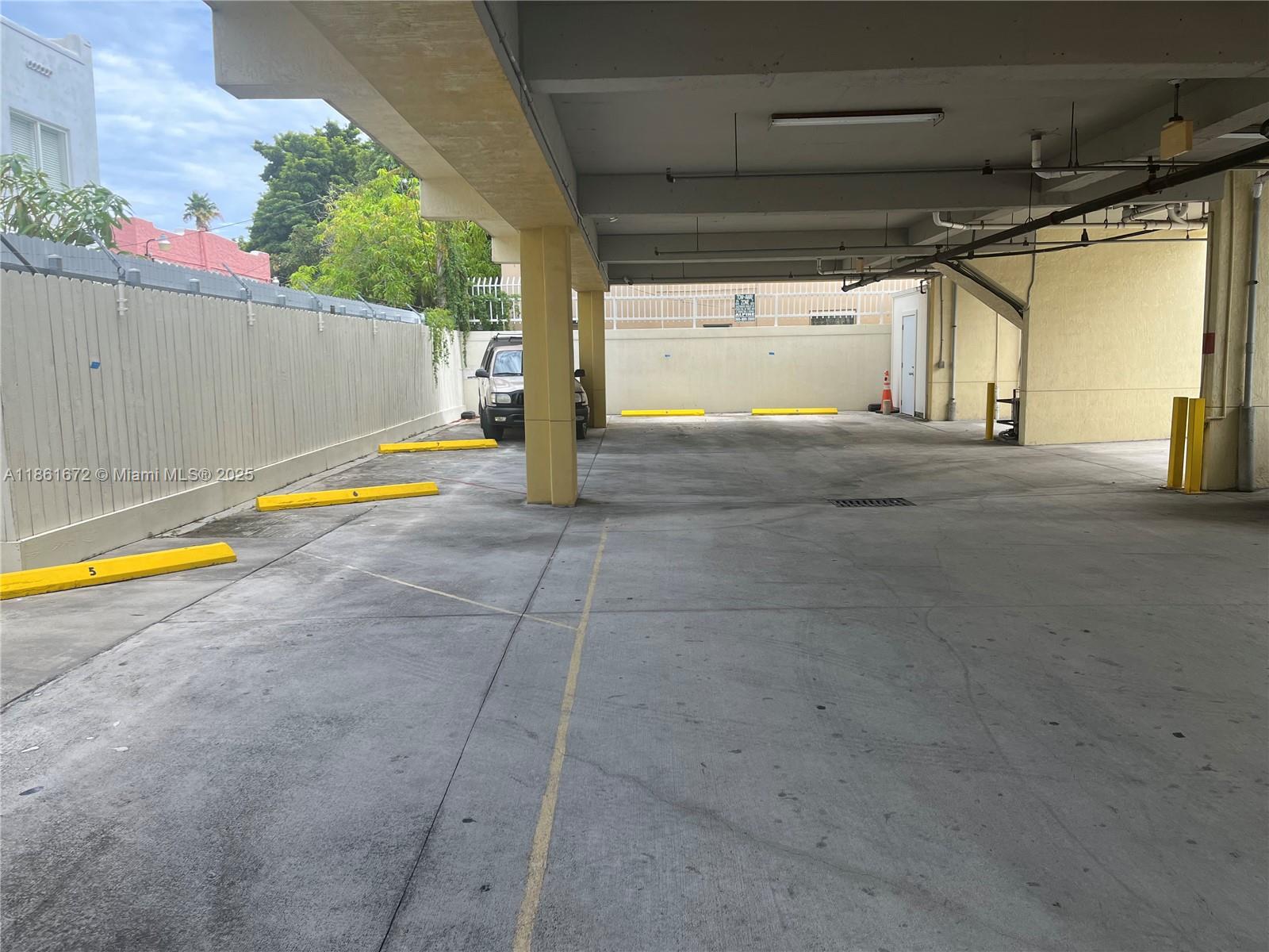 LAWRENCE EST LAND COS SUB - Residential Lease