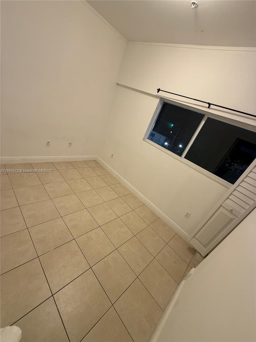 LAWRENCE EST LAND COS SUB - Residential Lease