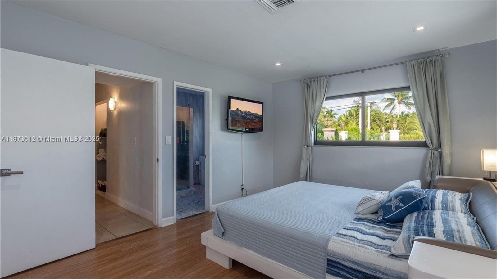 HARBOR VILLAGE SEC - Residential Lease