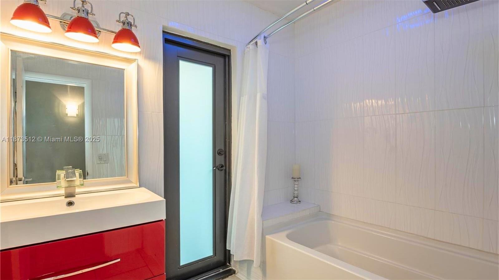 HARBOR VILLAGE SEC - Residential Lease