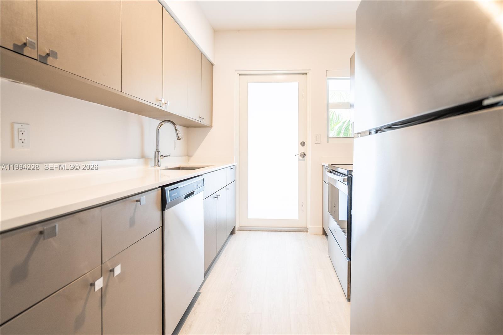 BAY HARBOR ISLAND - Residential Lease