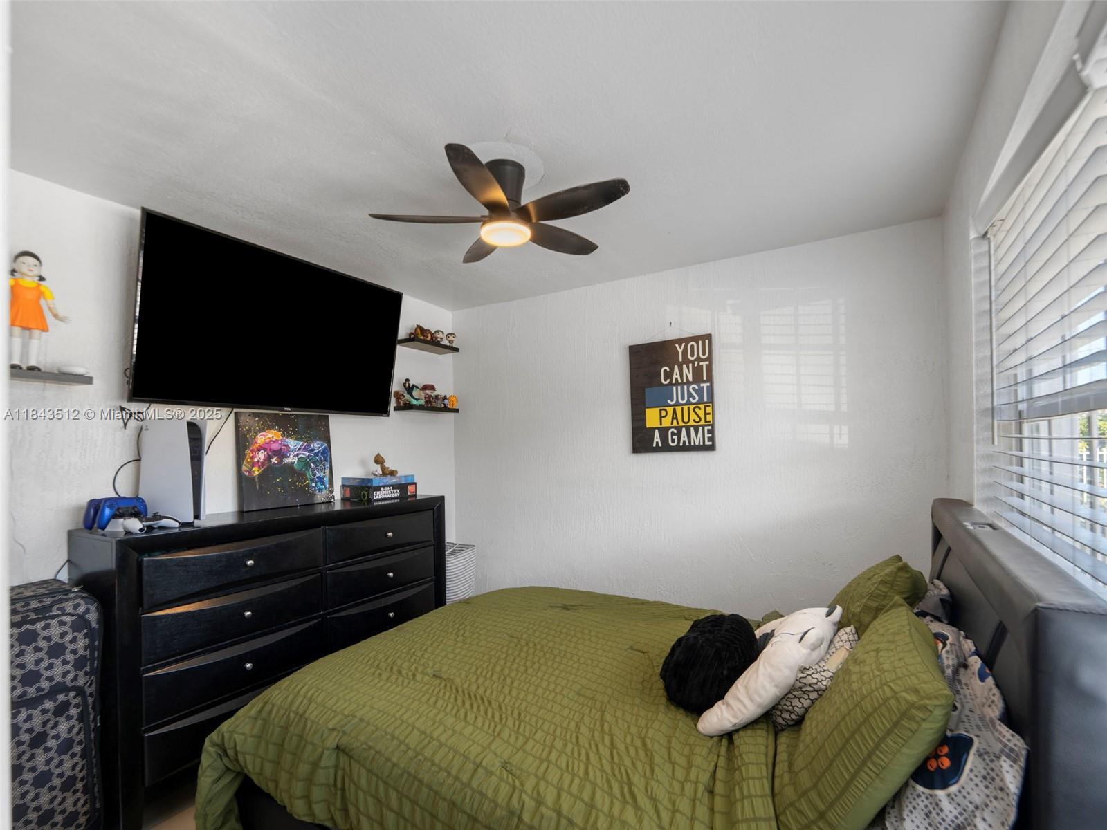 HIALEAH HEIGHTS - Residential