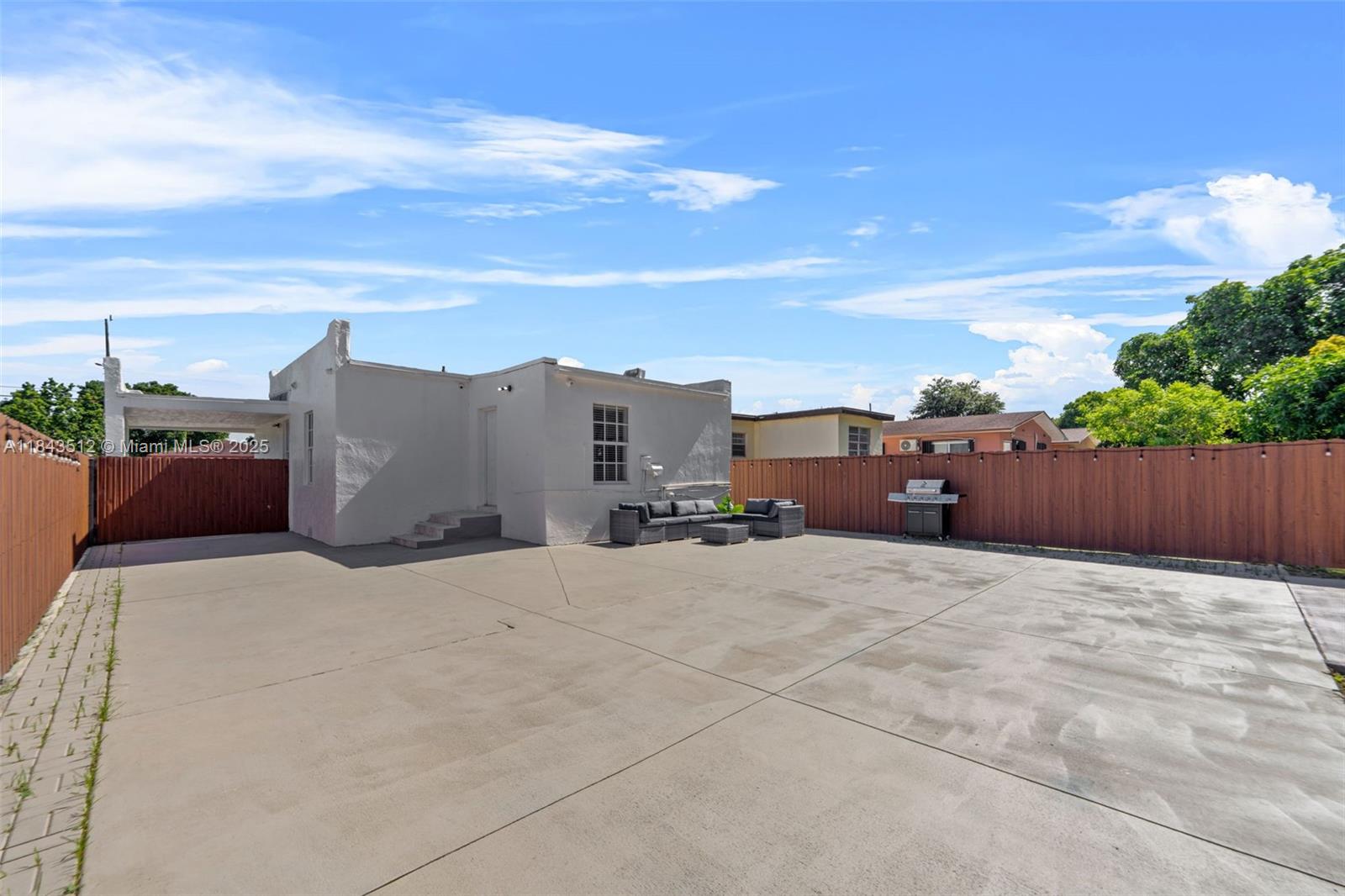 HIALEAH HEIGHTS - Residential