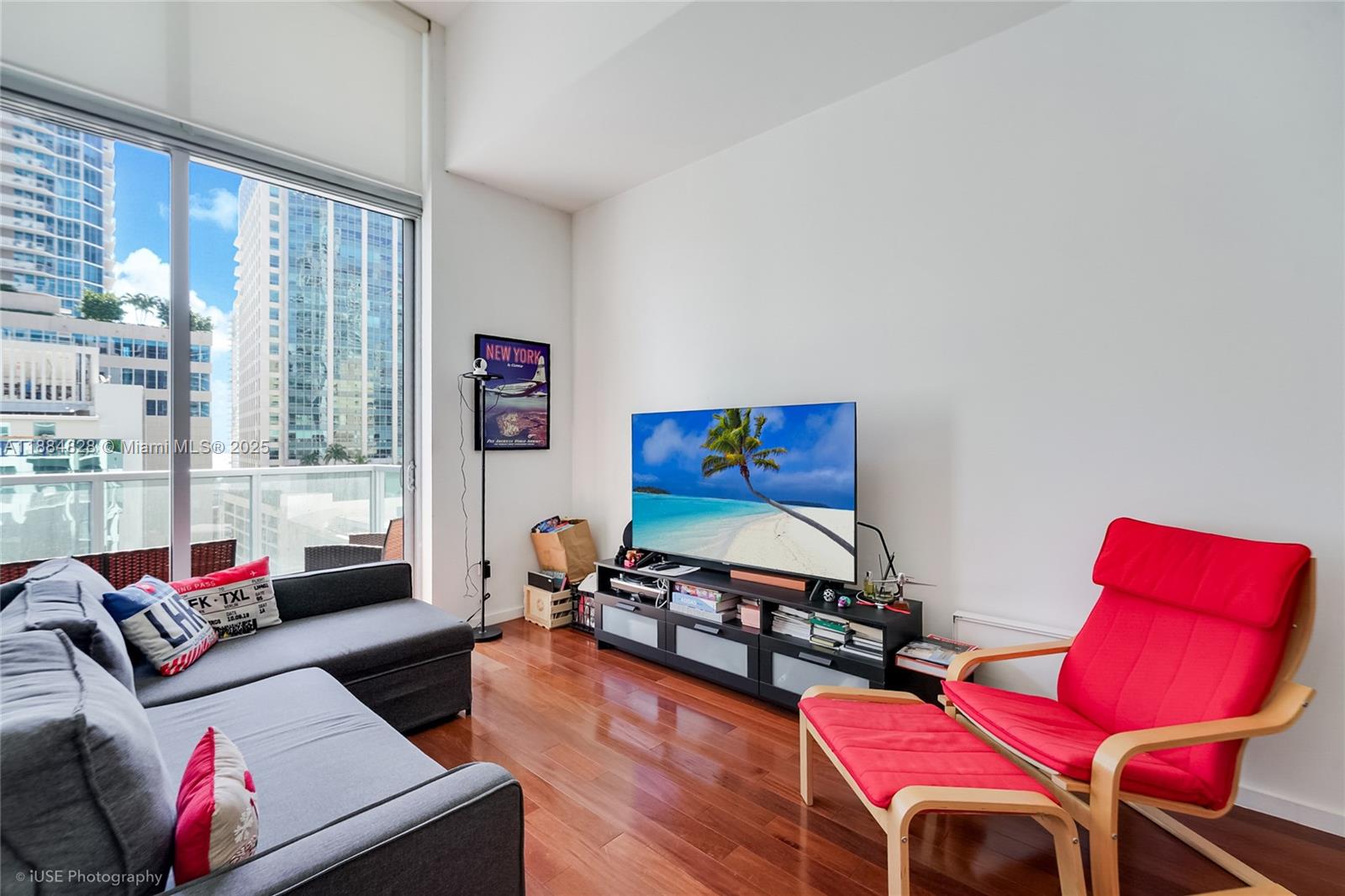 1060 Brickell Ave 1203
