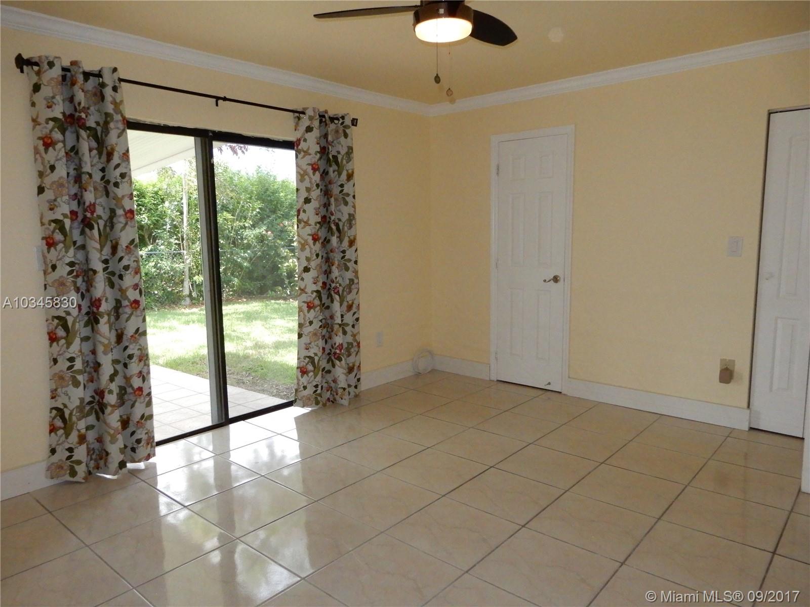 SHORES-CALUSA - Residential Lease