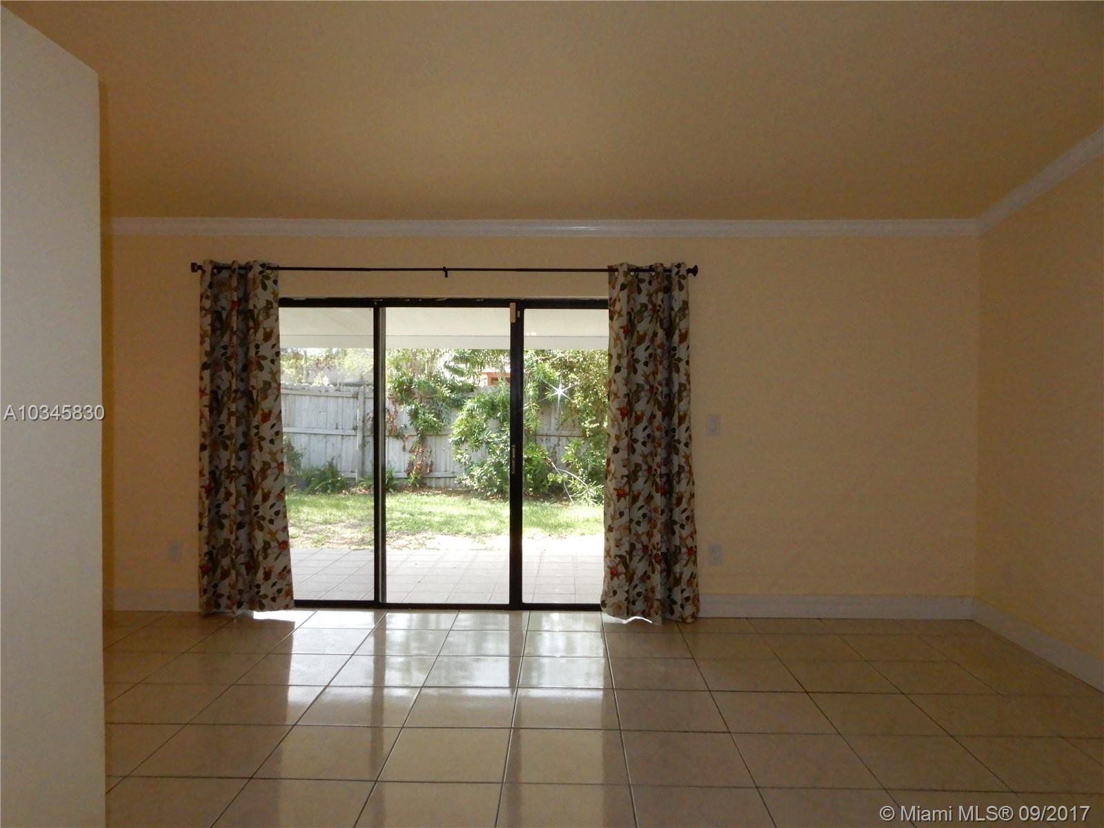 SHORES-CALUSA - Residential Lease