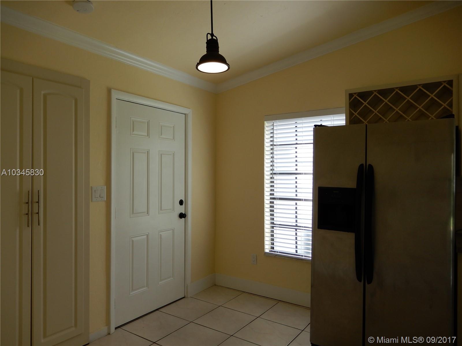 SHORES-CALUSA - Residential Lease