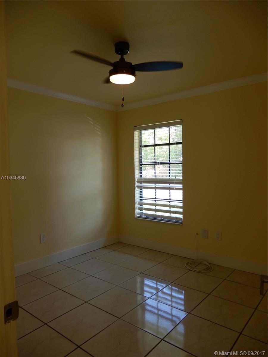 SHORES-CALUSA - Residential Lease
