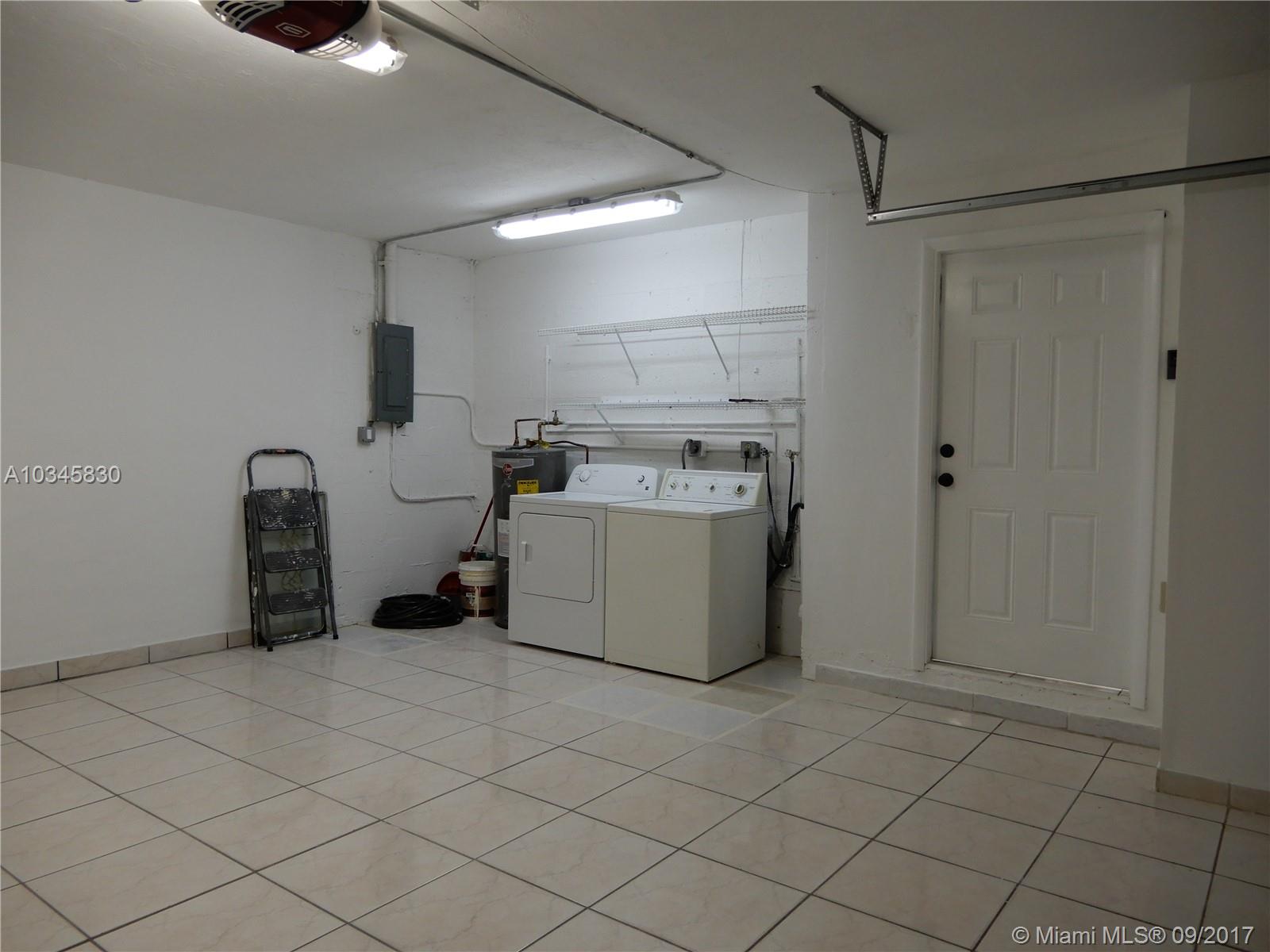 SHORES-CALUSA - Residential Lease