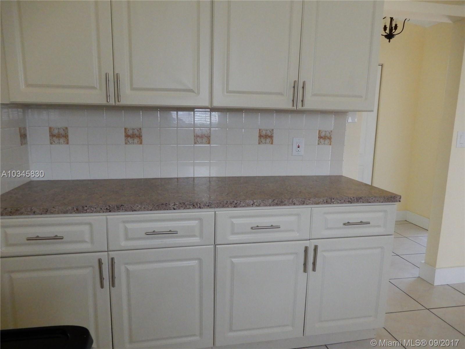 SHORES-CALUSA - Residential Lease