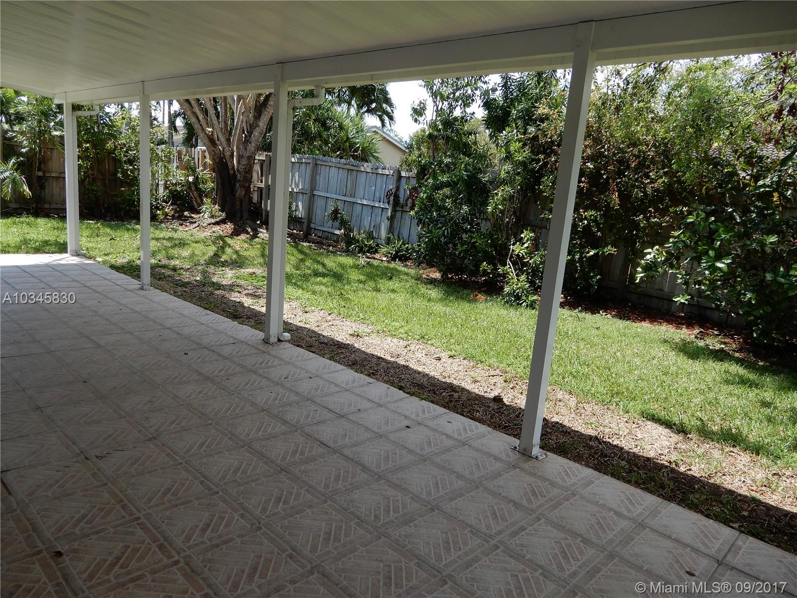 SHORES-CALUSA - Residential Lease