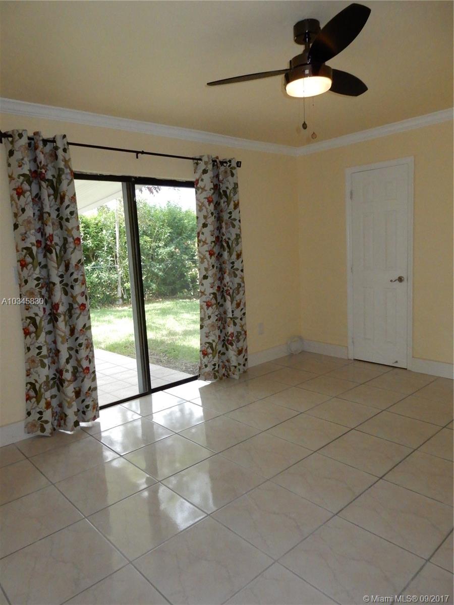 SHORES-CALUSA - Residential Lease